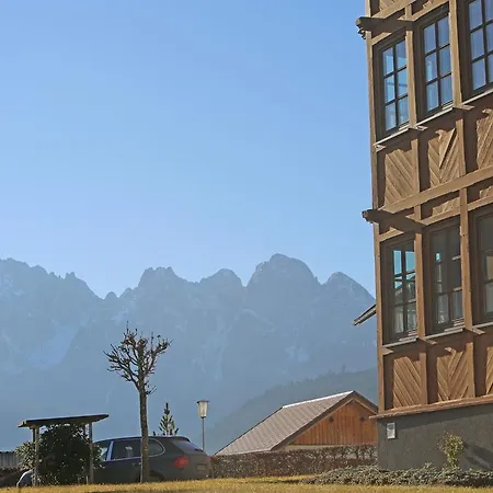 Haus Leopold * غوساو