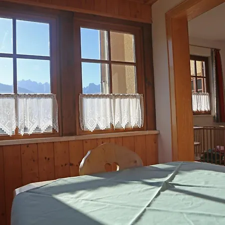 Haus Leopold شقة غوساو