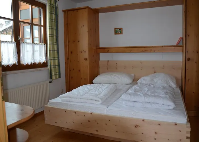 Haus Leopold * Гозау